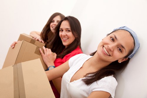 Storage and packing support for Barnes removal companies